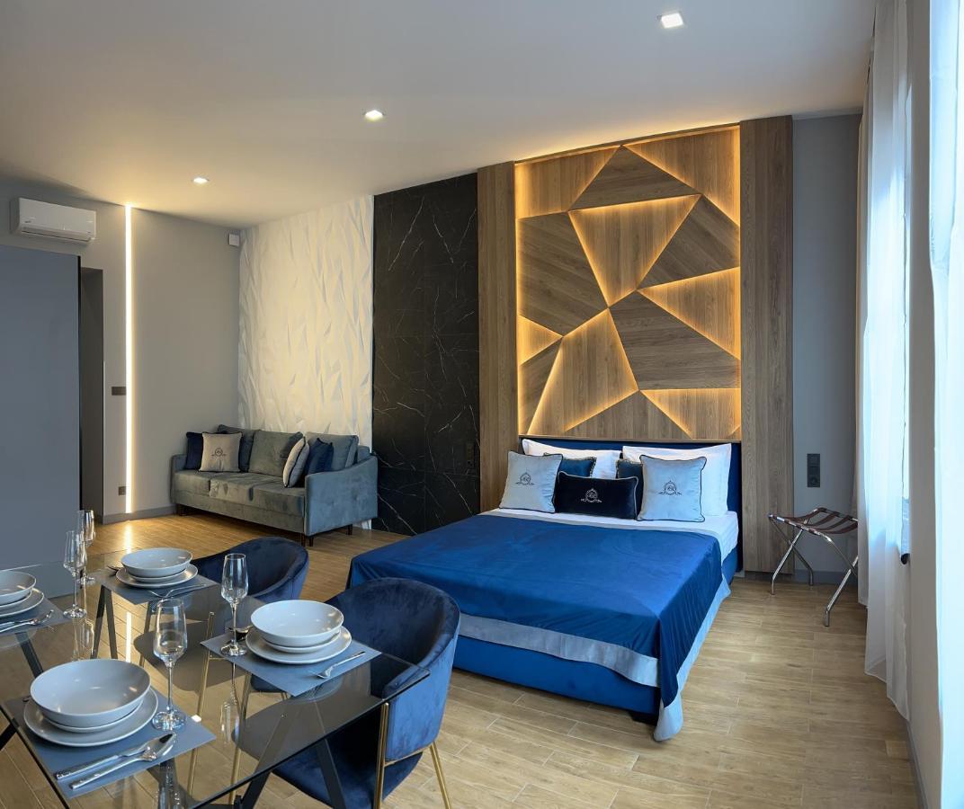 Central Family Boutique Apartments 2 Lviv Luaran gambar