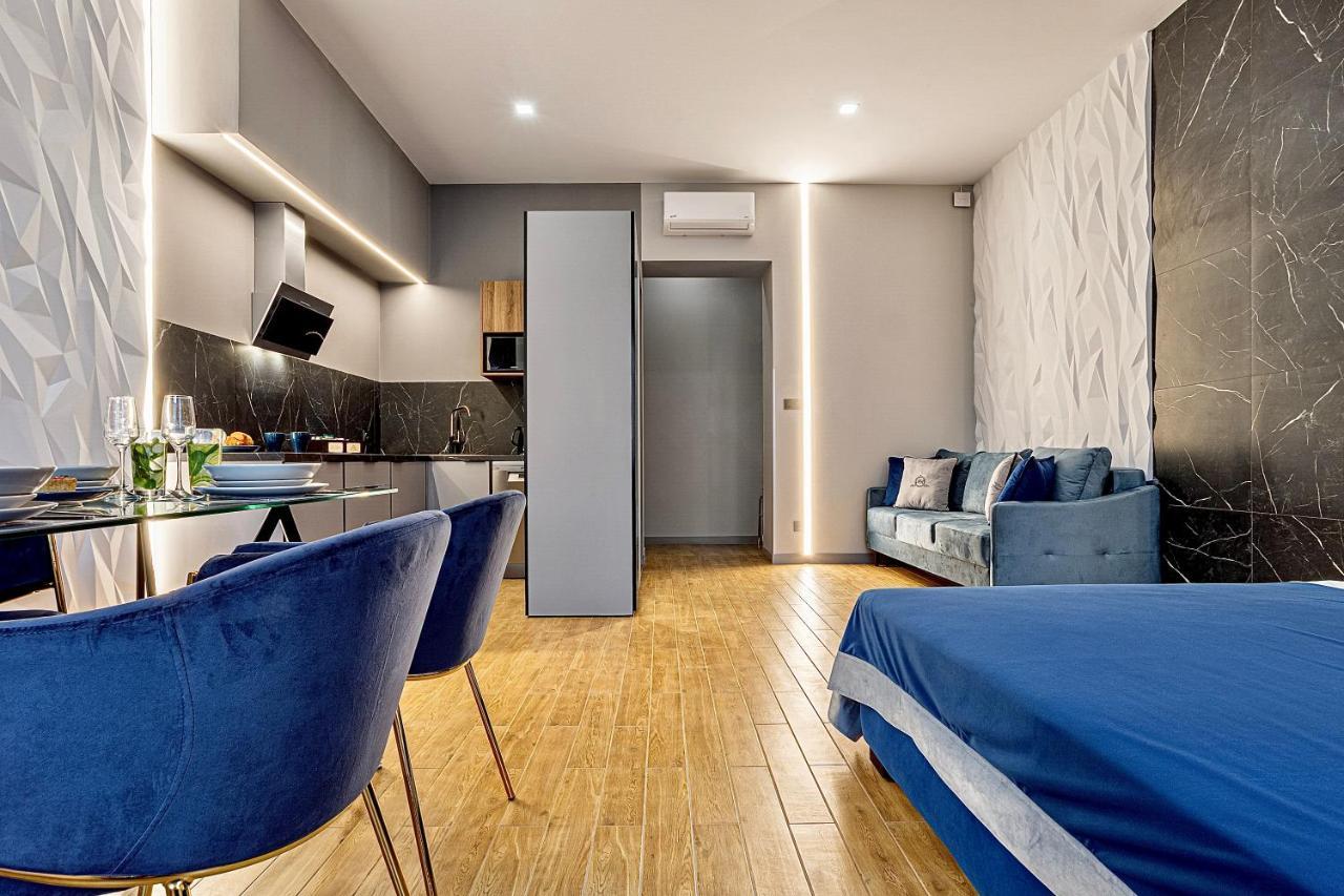 Central Family Boutique Apartments 2 Lviv Luaran gambar