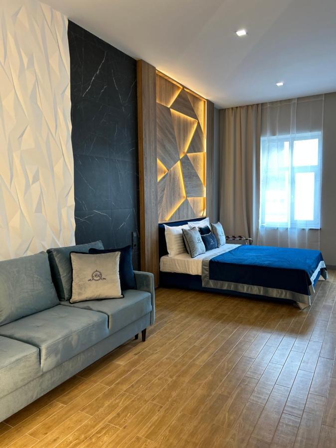Central Family Boutique Apartments 2 Lviv Luaran gambar